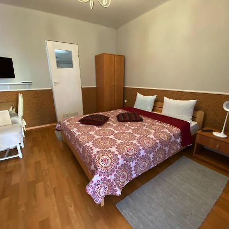 Olena Resort Bryukhovychi Bagian luar foto