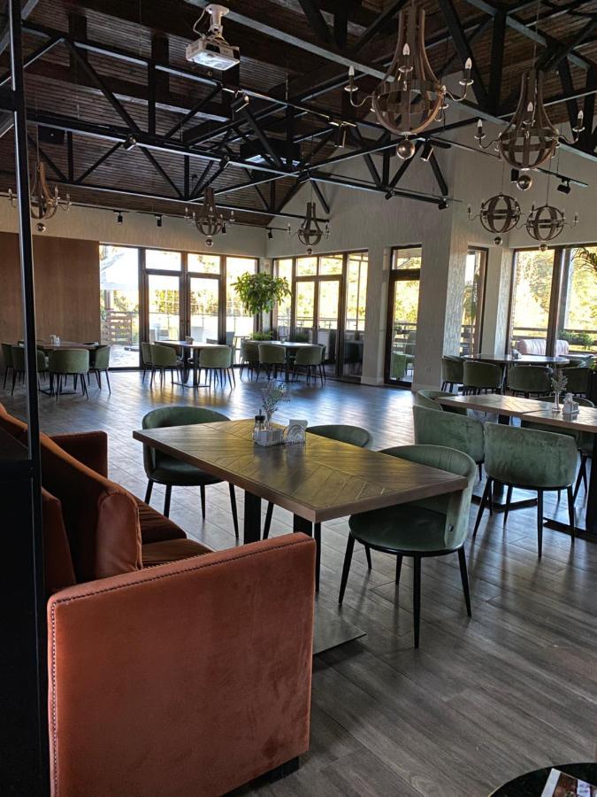 Olena Resort Bryukhovychi Bagian luar foto