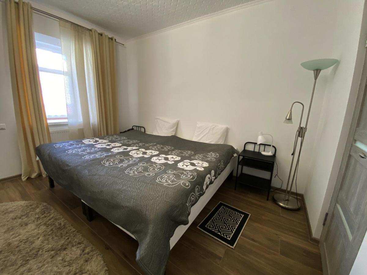 Olena Resort Bryukhovychi Bagian luar foto
