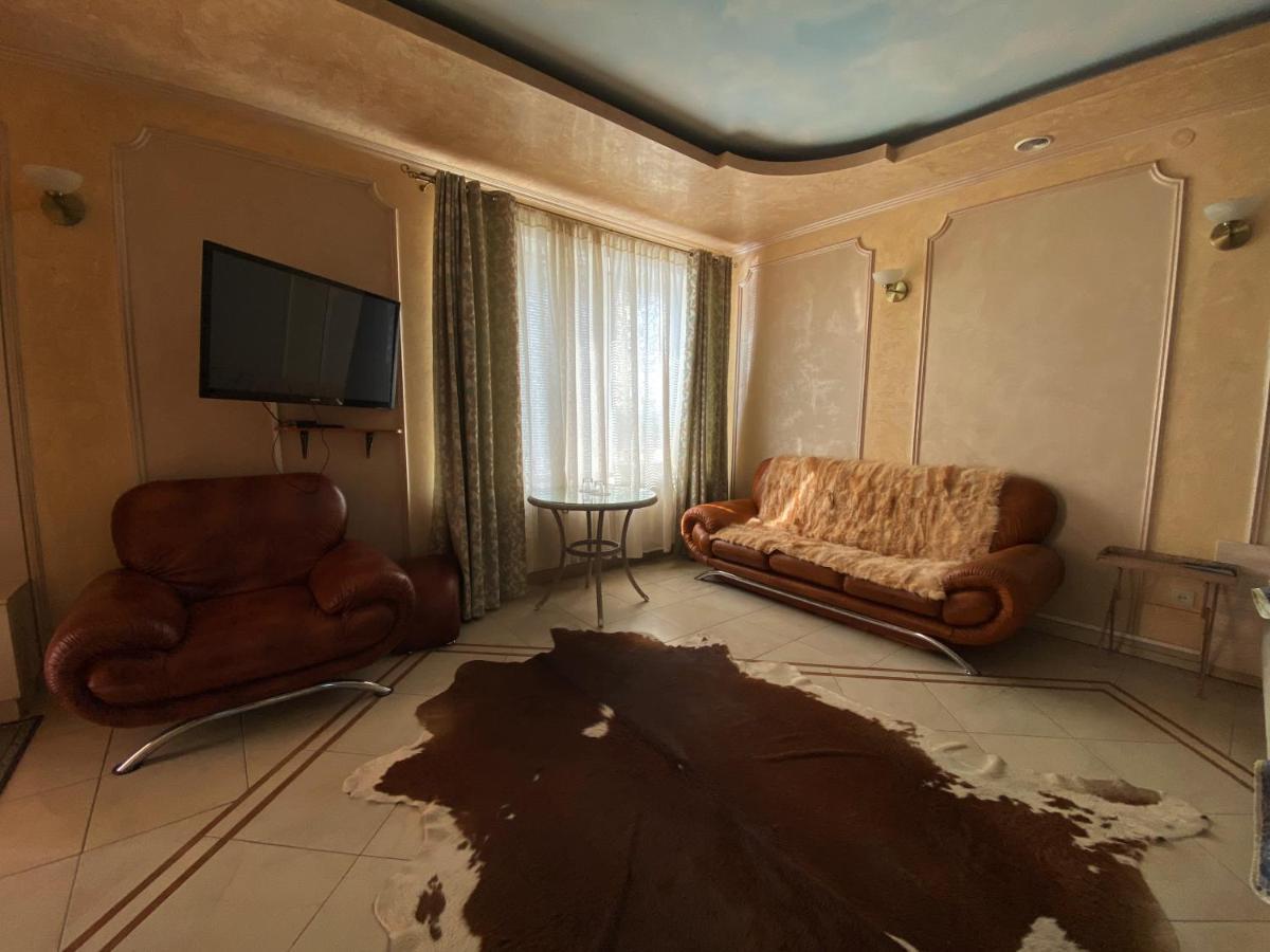 Olena Resort Bryukhovychi Bagian luar foto