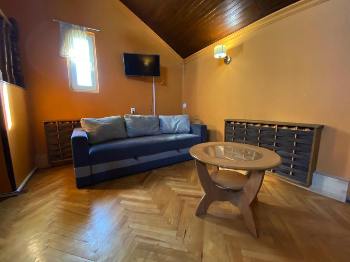 Olena Resort Bryukhovychi Bagian luar foto
