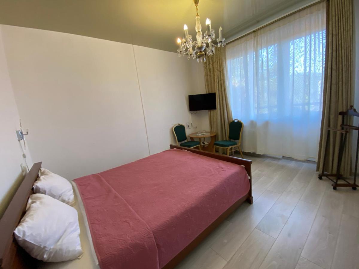Olena Resort Bryukhovychi Bagian luar foto