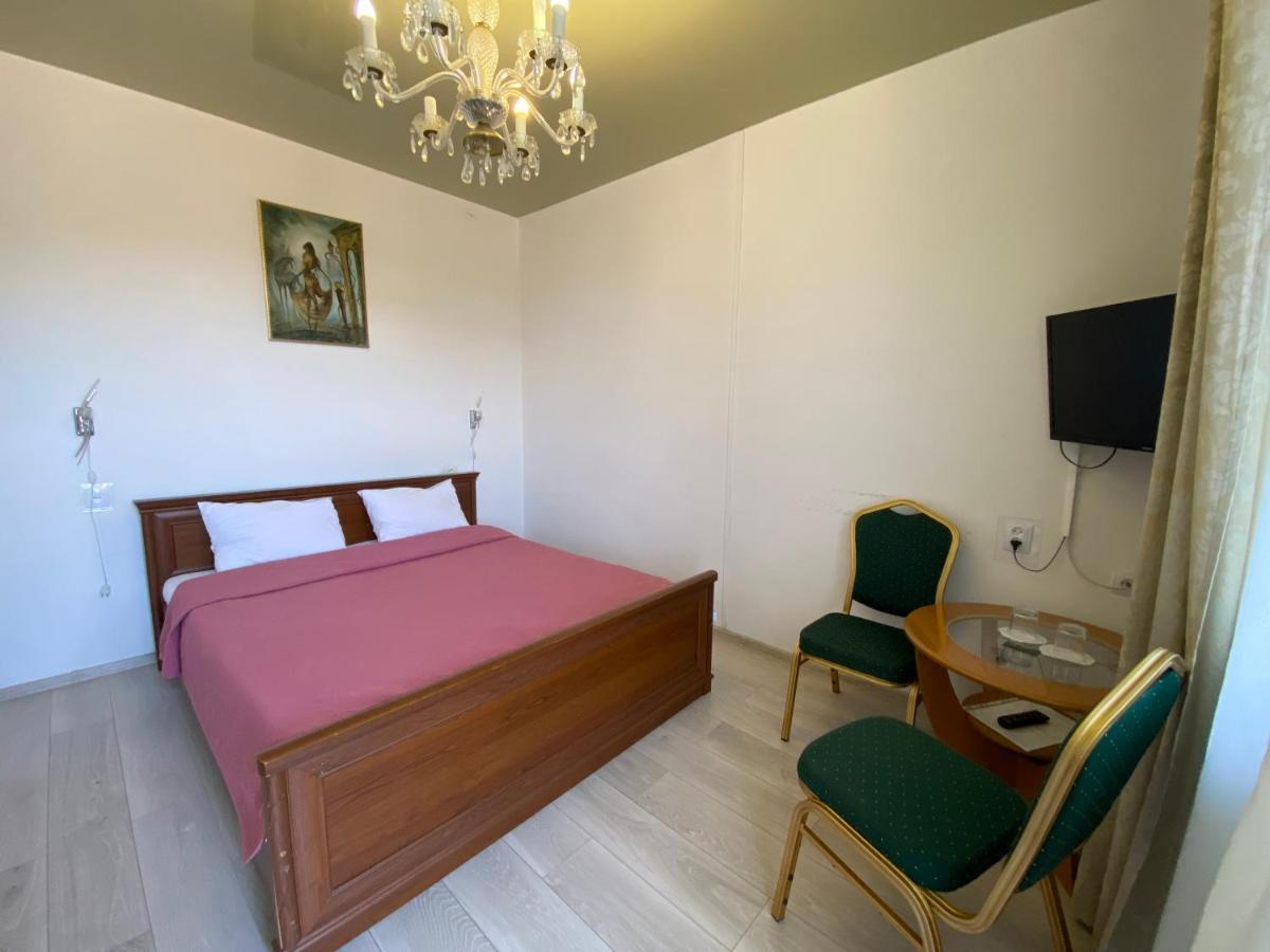 Olena Resort Bryukhovychi Bagian luar foto