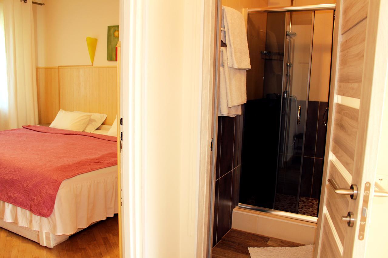 Olena Resort Bryukhovychi Bagian luar foto